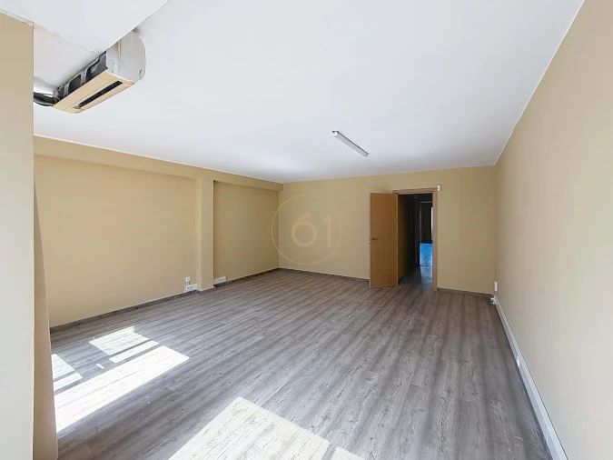 Escritório para Arrendamento em Cedofeita, Santo Ildefonso, Sé, Miragaia, São Nicolau e Vitória Foto 3