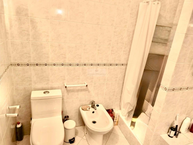 Apartamento T1 para Venda em Lagos (São Sebastião e Santa Maria) Foto 6