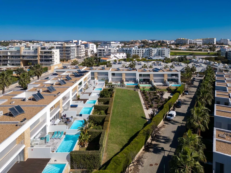 Moradia T3 para Venda em Albufeira e Olhos de Água Foto 17