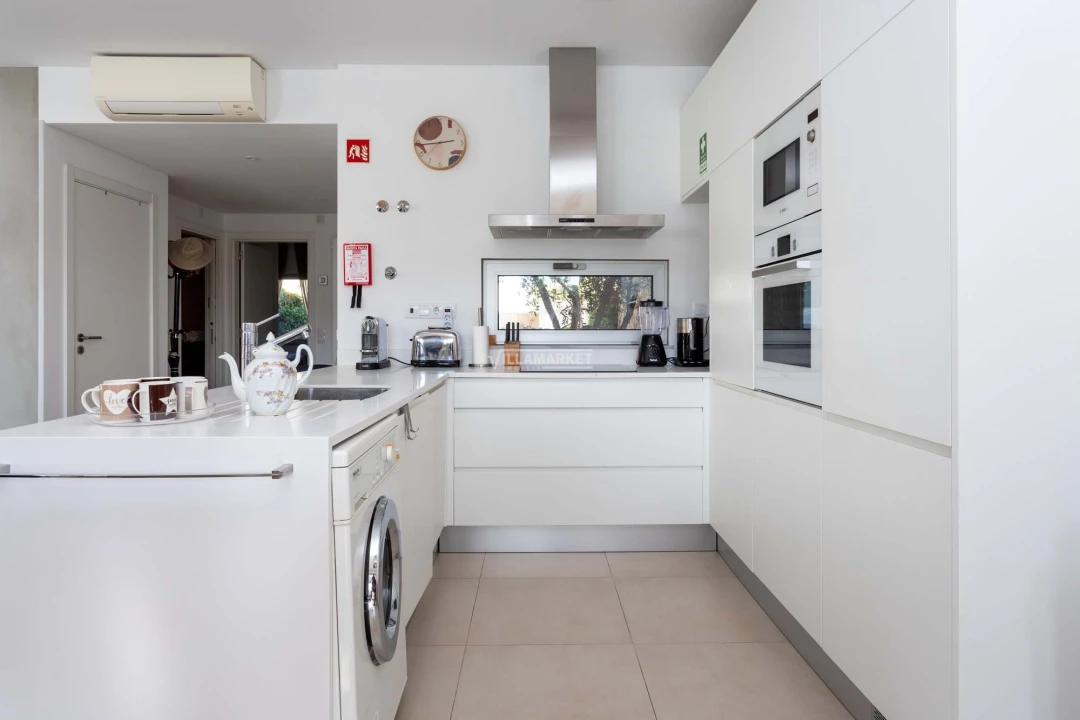 Moradia T3 para Venda em Albufeira e Olhos de Água Foto 14