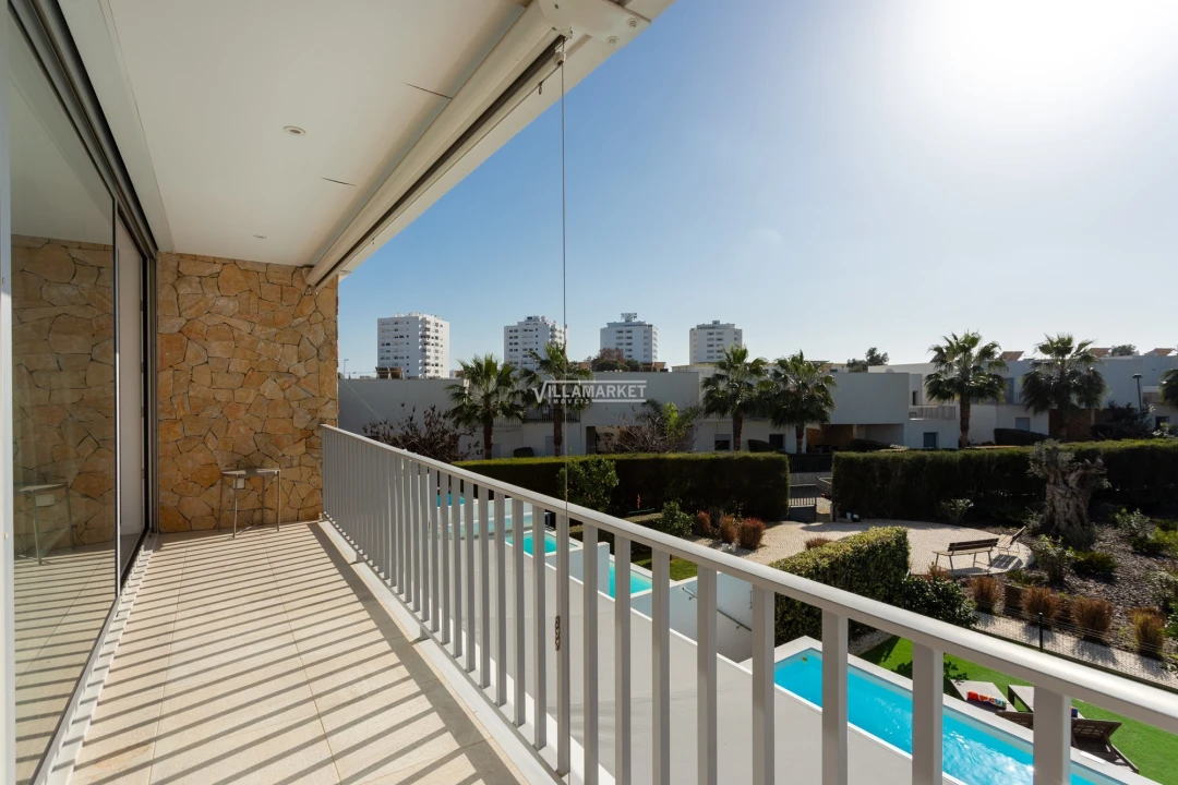 Moradia T3 para Venda em Albufeira e Olhos de Água Foto 31