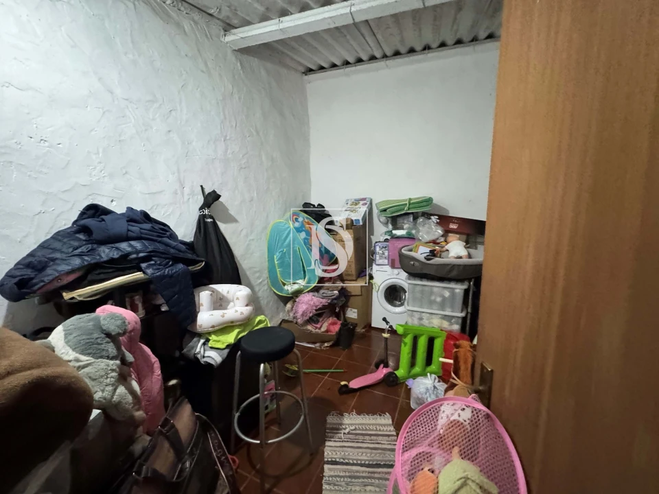 Moradia T2 para Venda em Abitureiras Foto 6