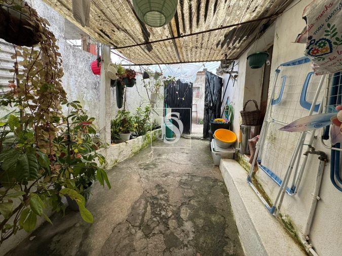 Moradia T2 para Venda em Abitureiras Foto 1