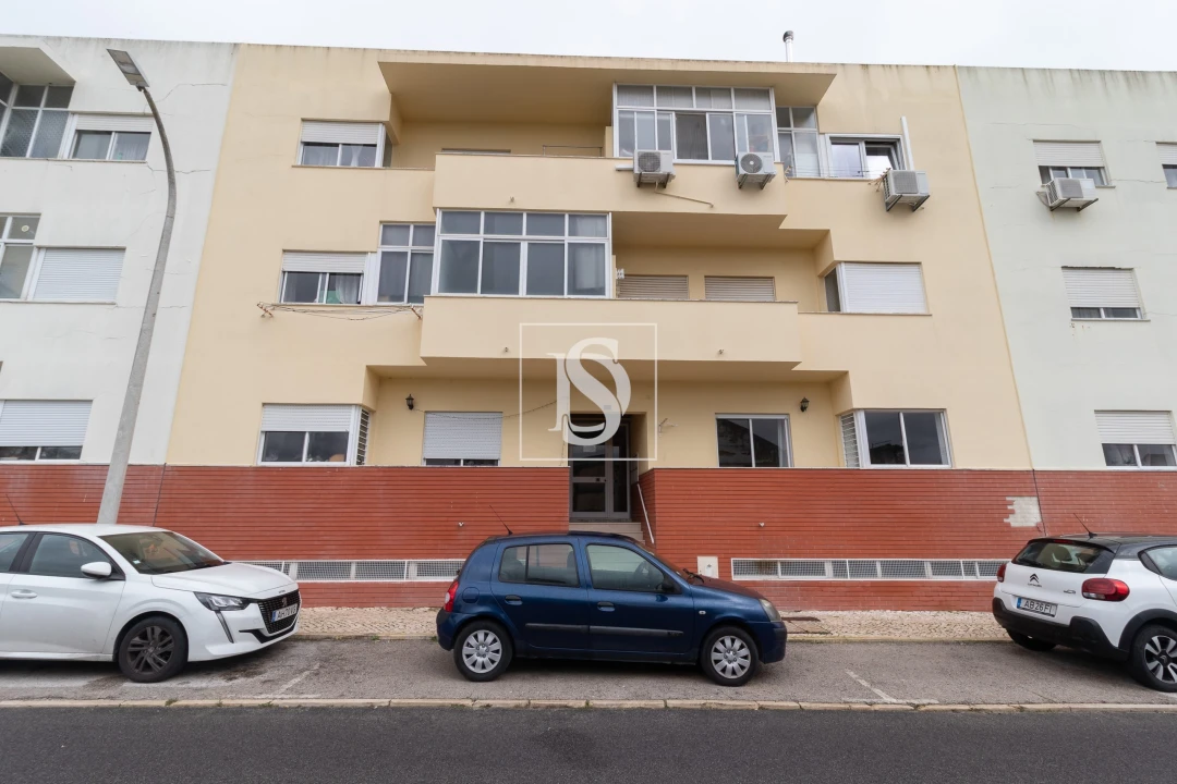Apartamento T2 para Venda em Alhos Vedros Foto 1