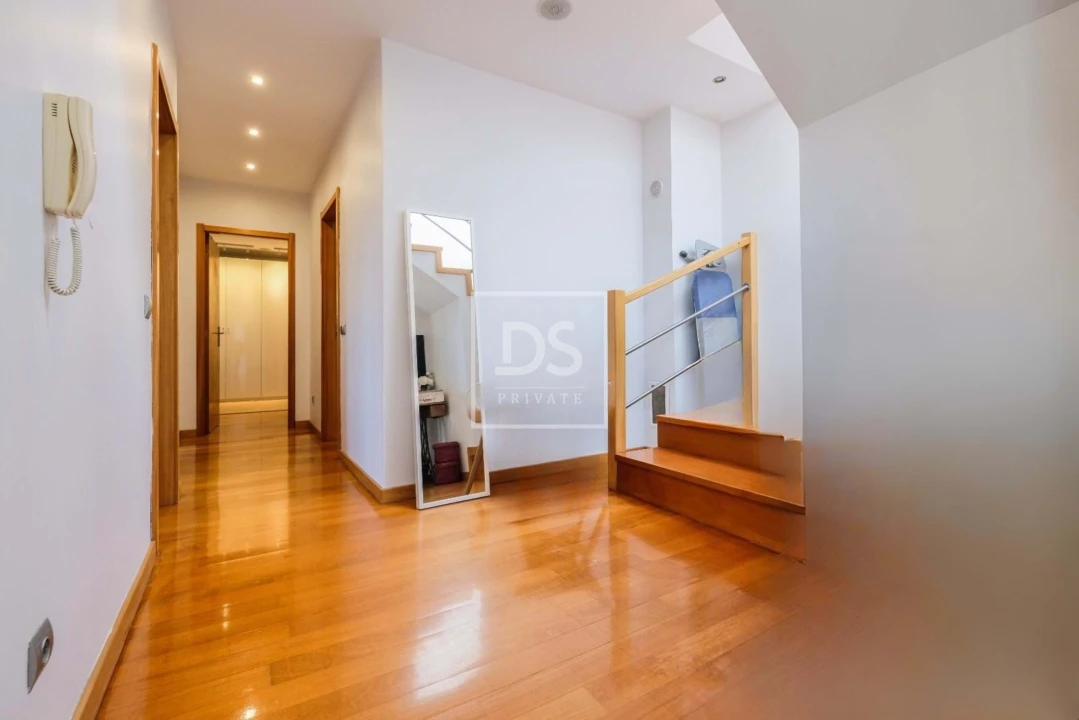 Moradia T4 para Venda em Fânzeres e São Pedro da Cova Foto 15