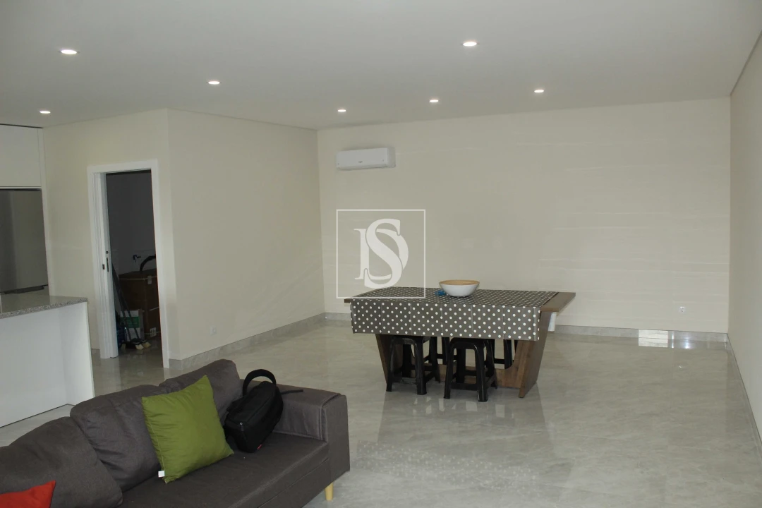 Moradia T3 para Venda em Eiriz Foto 6