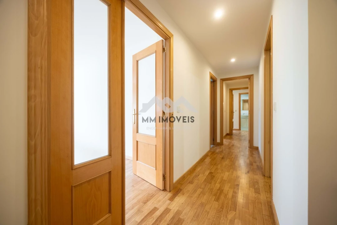 Apartamento T2 para Arrendamento em Ermesinde Foto 7