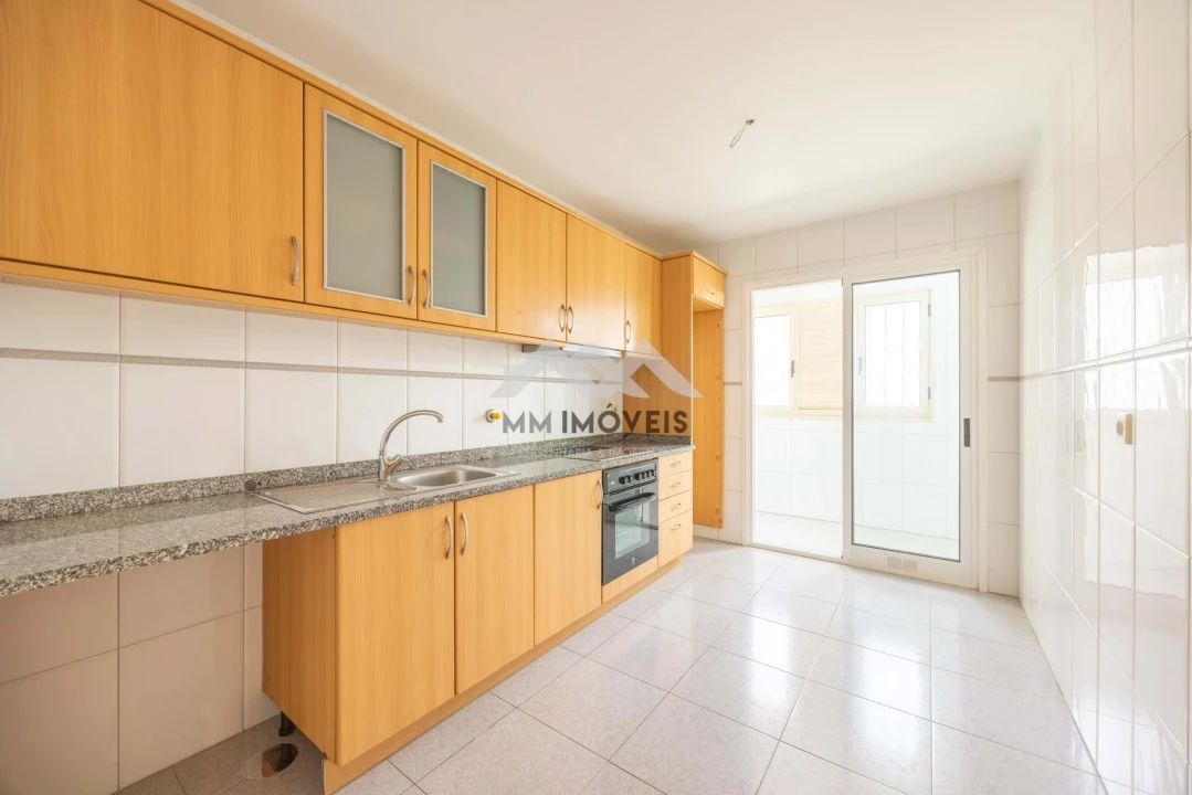 Apartamento T2 para Arrendamento em Ermesinde Foto 2