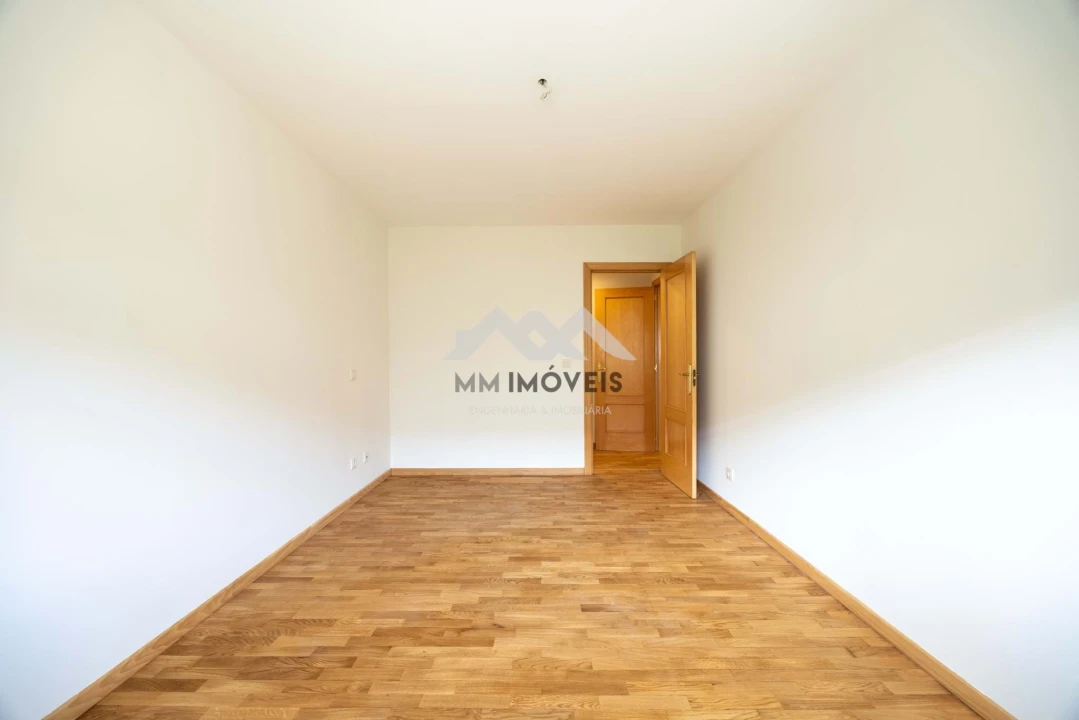 Apartamento T2 para Arrendamento em Ermesinde Foto 8