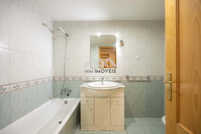 Apartamento T2 para Arrendamento em Ermesinde Foto 17