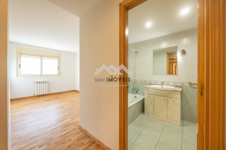 Apartamento T2 para Arrendamento em Ermesinde Foto 6