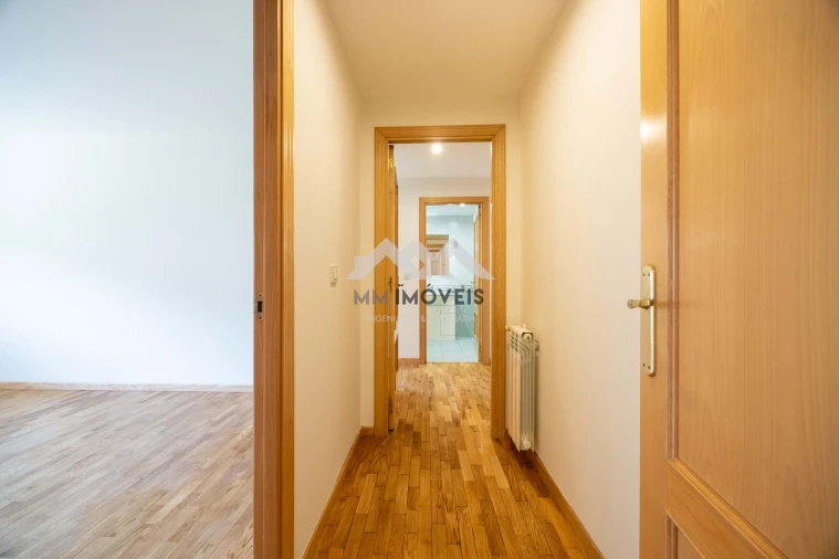 Apartamento T2 para Arrendamento em Ermesinde Foto 27