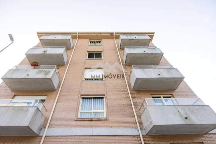 Apartamento T2 para Arrendamento em Ermesinde Foto 31