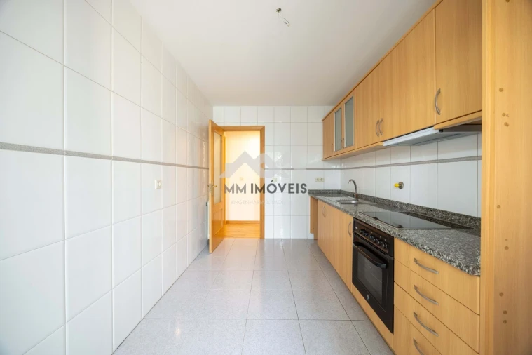 Apartamento T2 para Arrendamento em Ermesinde Foto 10