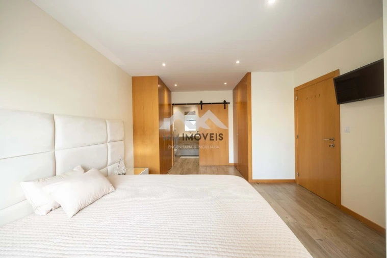 Moradia T3 para Venda em Alfena Foto 7