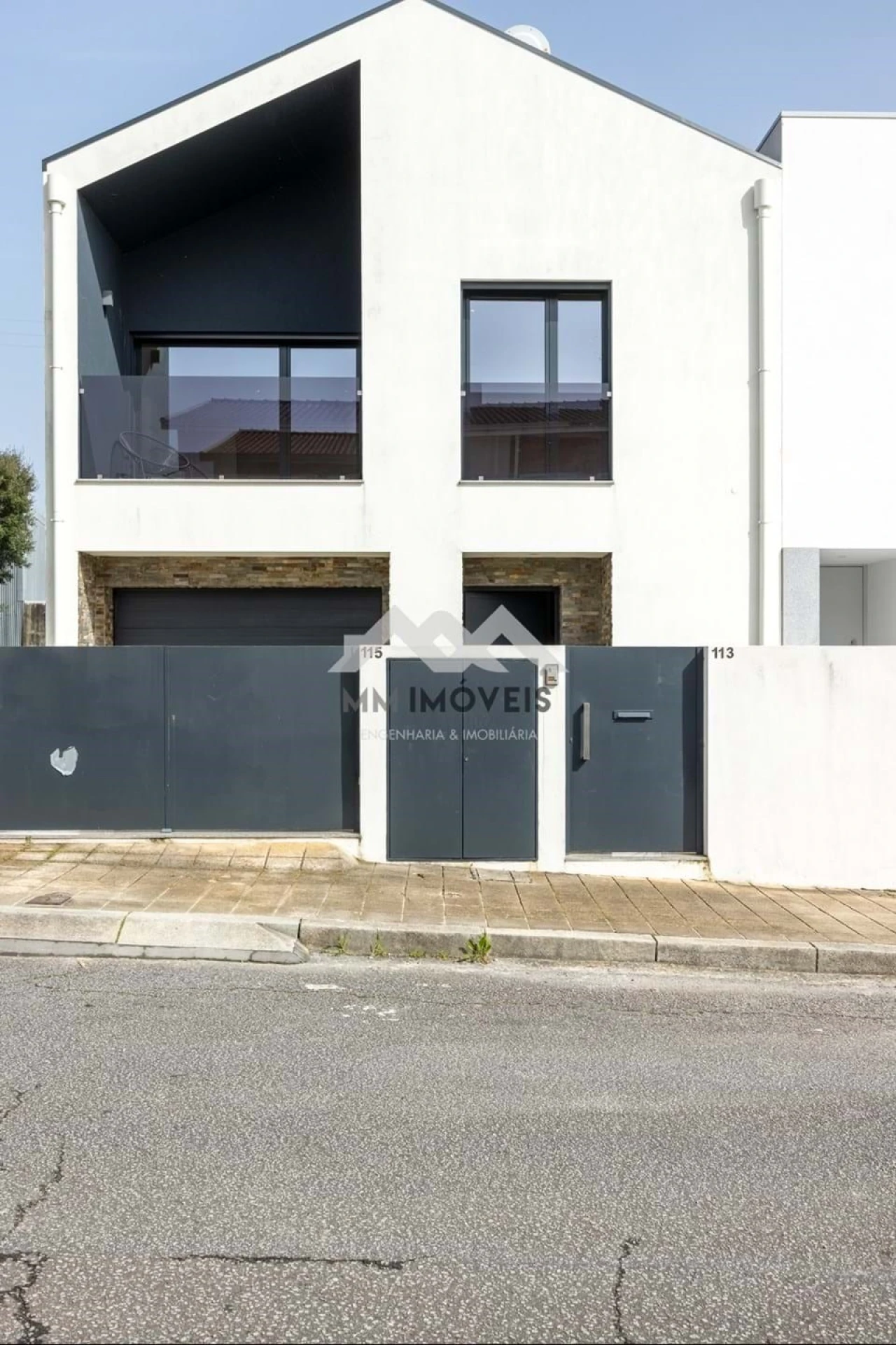 Moradia T3 para Venda em Alfena Foto 14