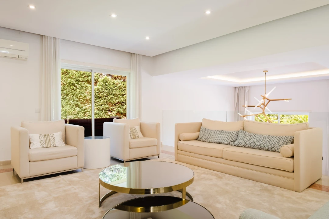 Moradia T5 para Arrendamento em Alcabideche Foto 6