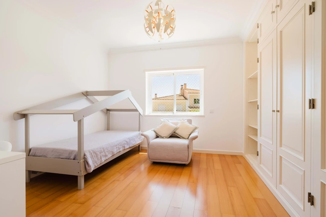 Moradia T5 para Arrendamento em Alcabideche Foto 25