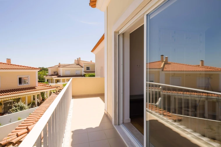 Moradia T5 para Arrendamento em Alcabideche Foto 24