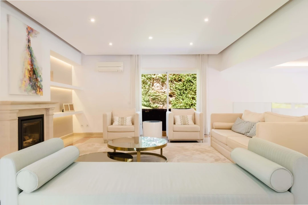 Moradia T5 para Arrendamento em Alcabideche Foto 4