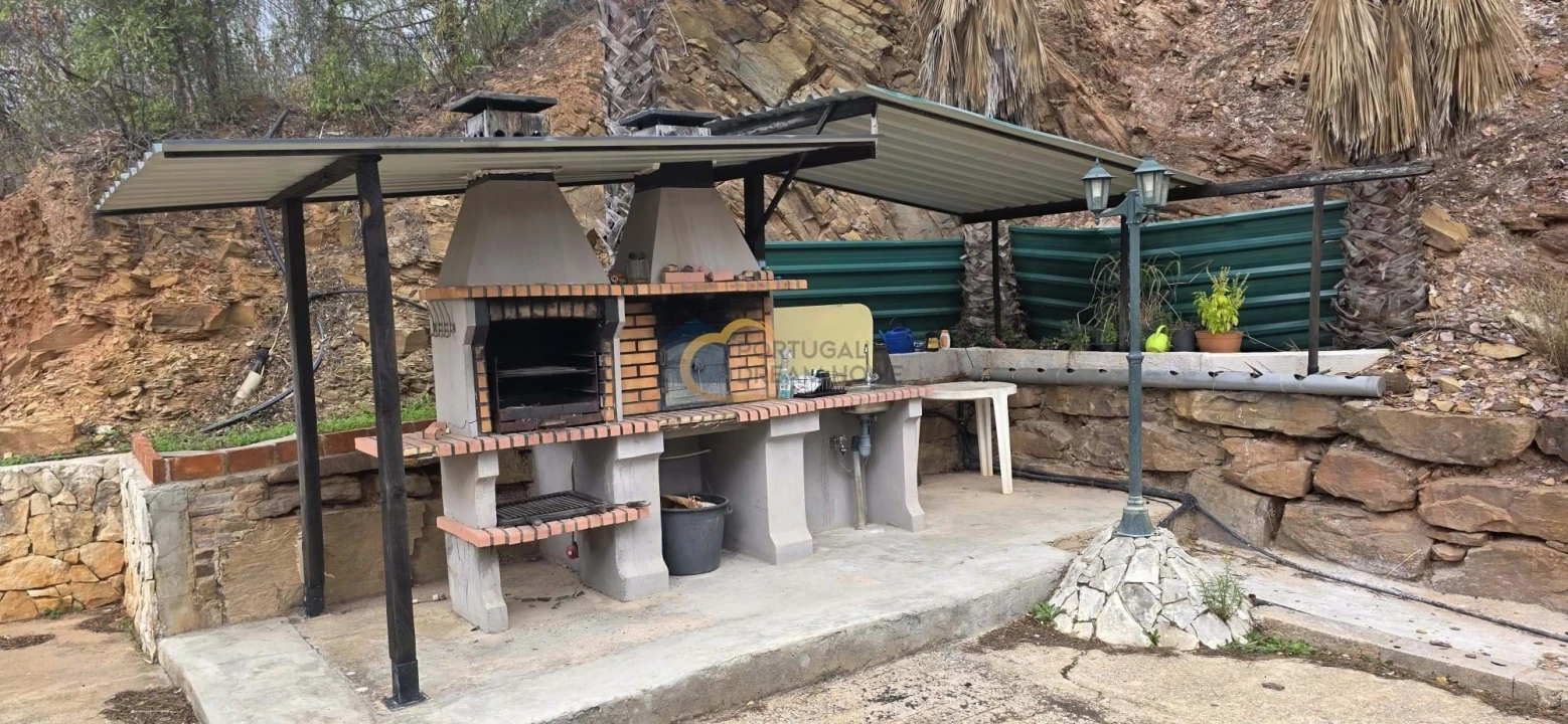 Moradia T5 para Venda em Salir Foto 7