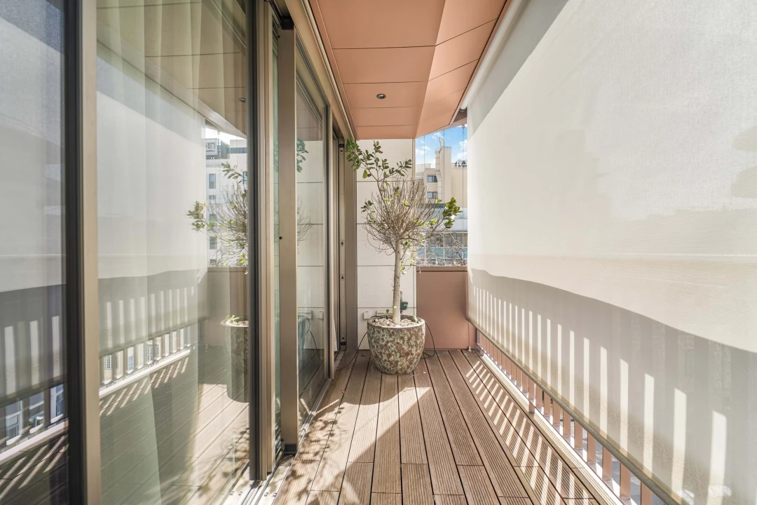 Apartamento T4 para Venda em Santo António Foto 19