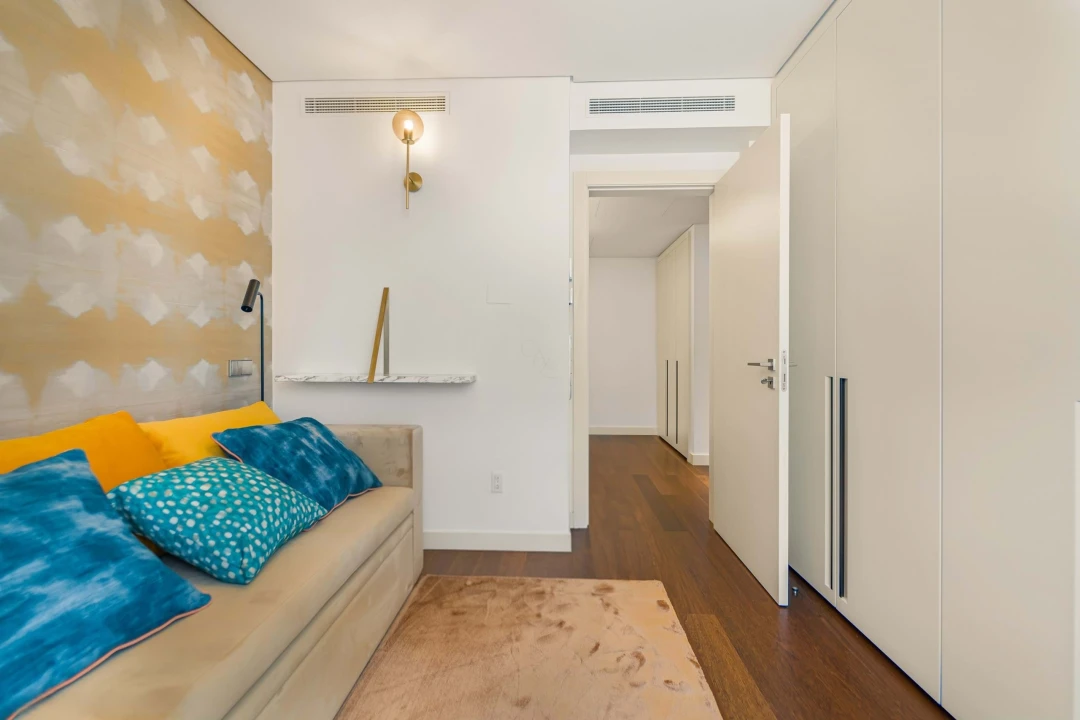 Apartamento T4 para Venda em Santo António Foto 13