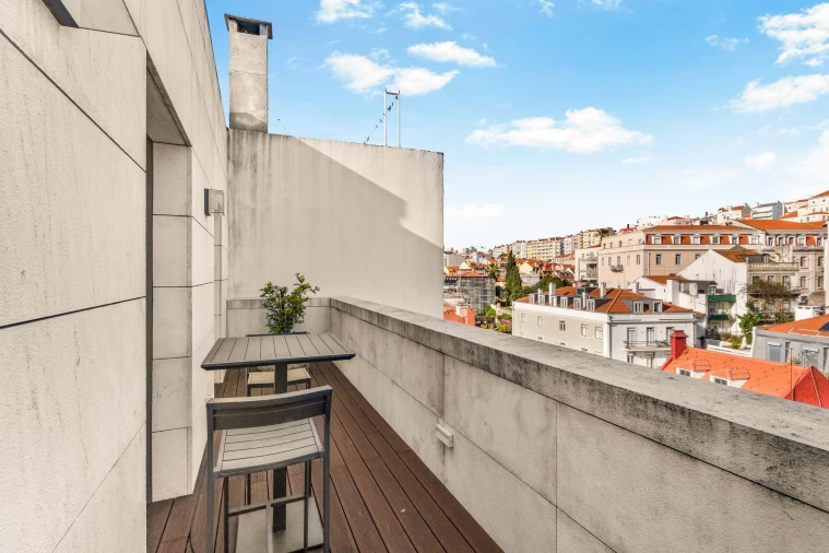 Apartamento T4 para Venda em Santo António Foto 29