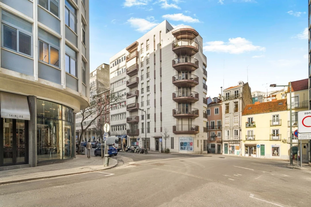 Apartamento T4 para Venda em Santo António Foto 35