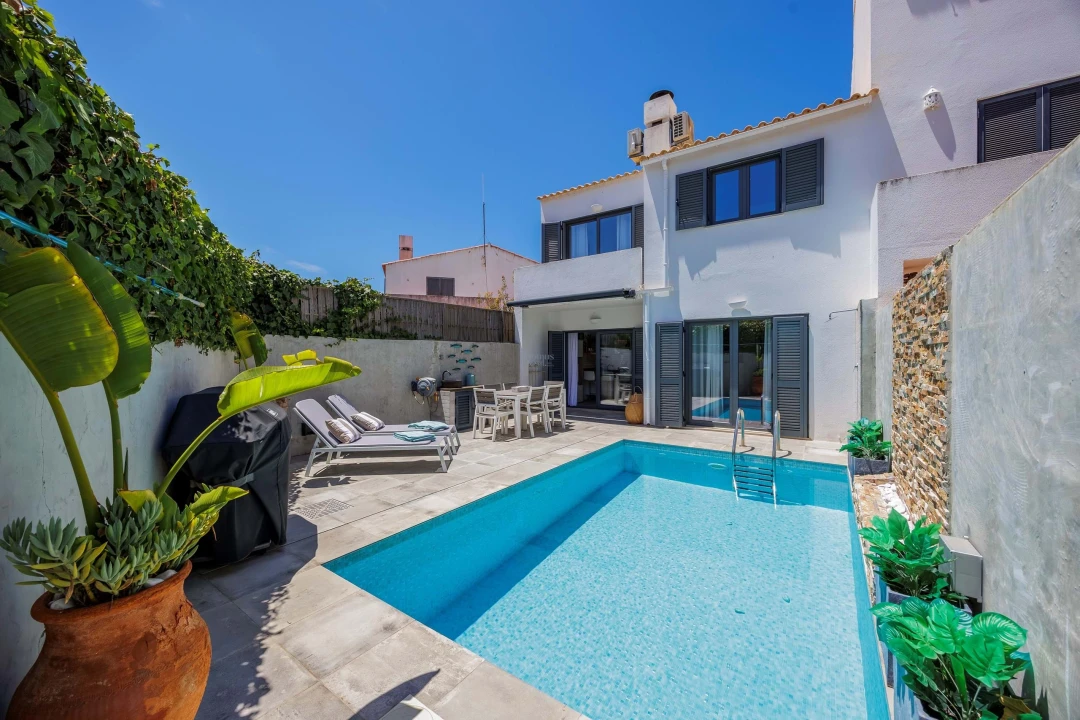 Moradia T2 para Venda em Quarteira Foto 1