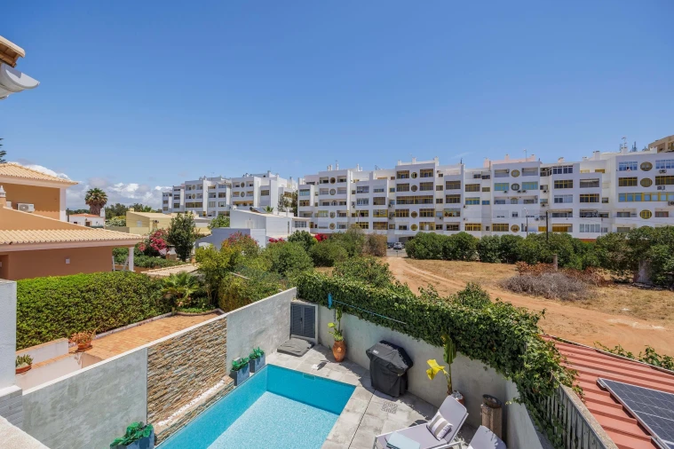 Moradia T2 para Venda em Quarteira Foto 38