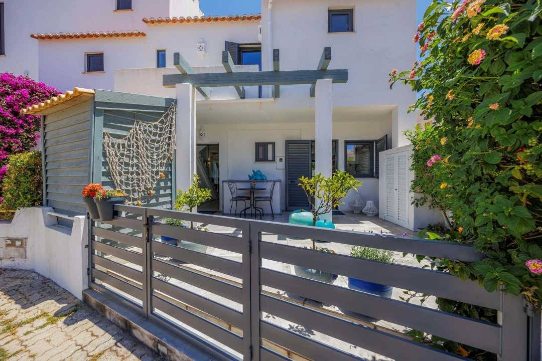 Moradia T2 para Venda em Quarteira Foto 44