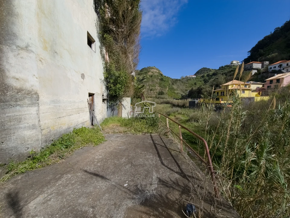 Moradia T2 para Venda em Porto da Cruz Foto 4