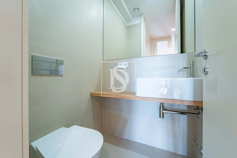 Apartamento T2 para Venda em Cedofeita, Santo Ildefonso, Sé, Miragaia, São Nicolau e Vitória Foto 15