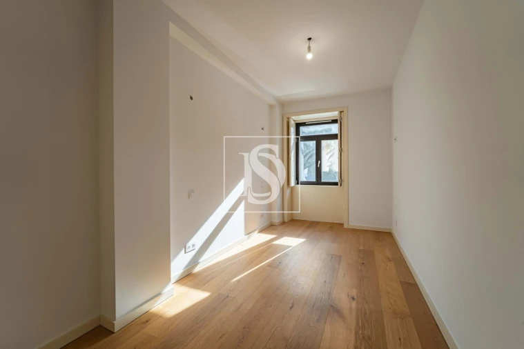 Apartamento T2 para Venda em Cedofeita, Santo Ildefonso, Sé, Miragaia, São Nicolau e Vitória Foto 18