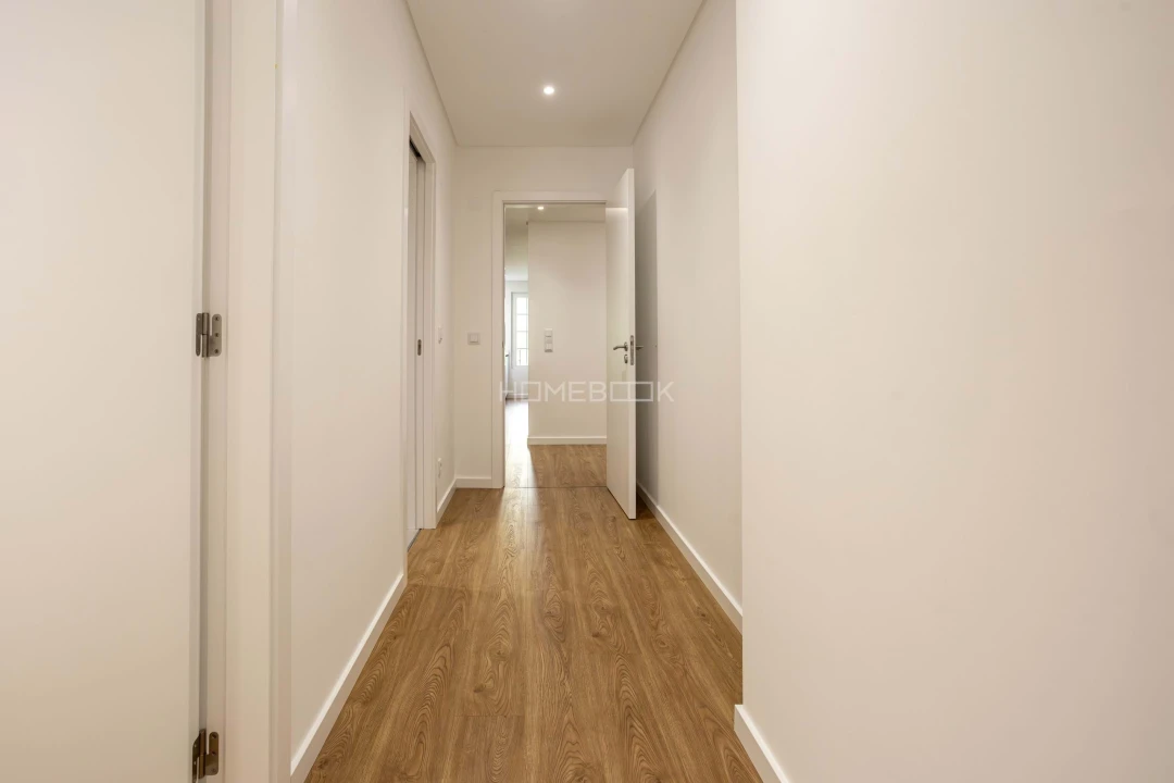 Apartamento T2 para Venda em Águas Livres Foto 5