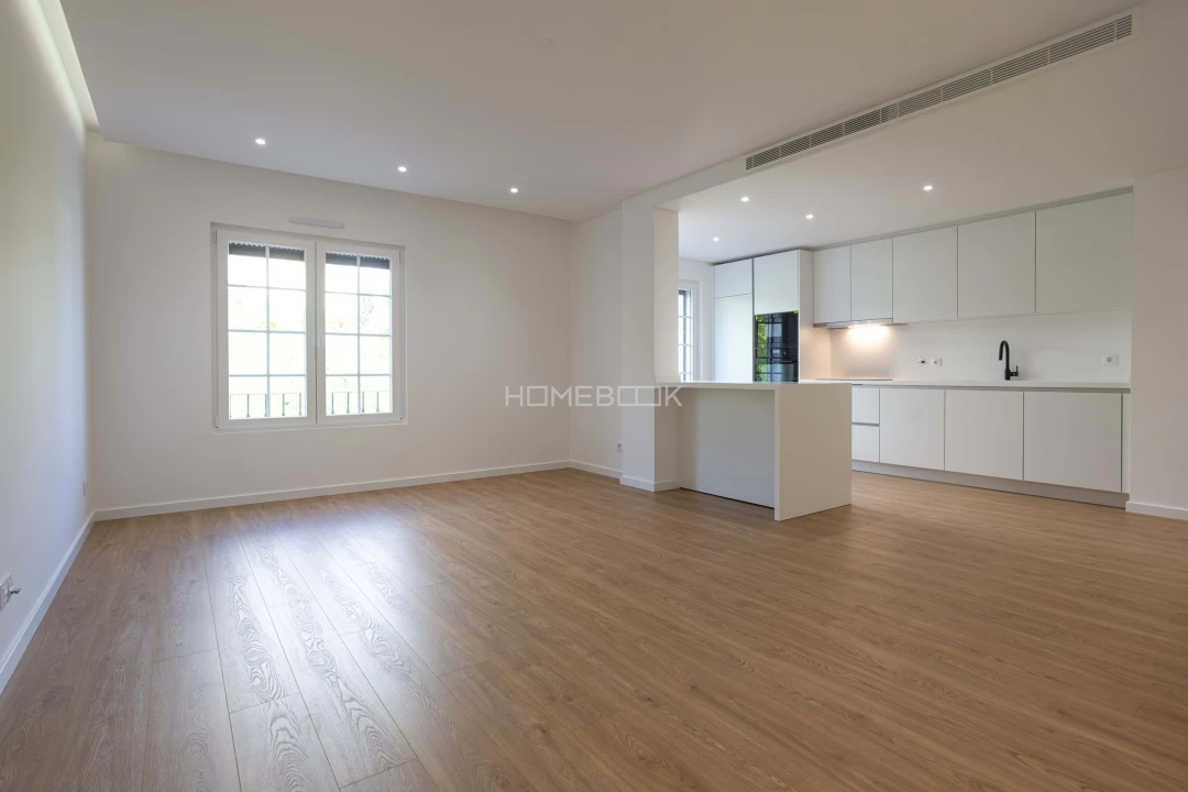 Apartamento T2 para Venda em Águas Livres Foto 1