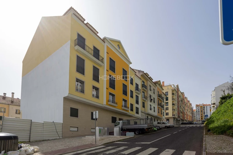 Apartamento T2 para Venda em Águas Livres Foto 16