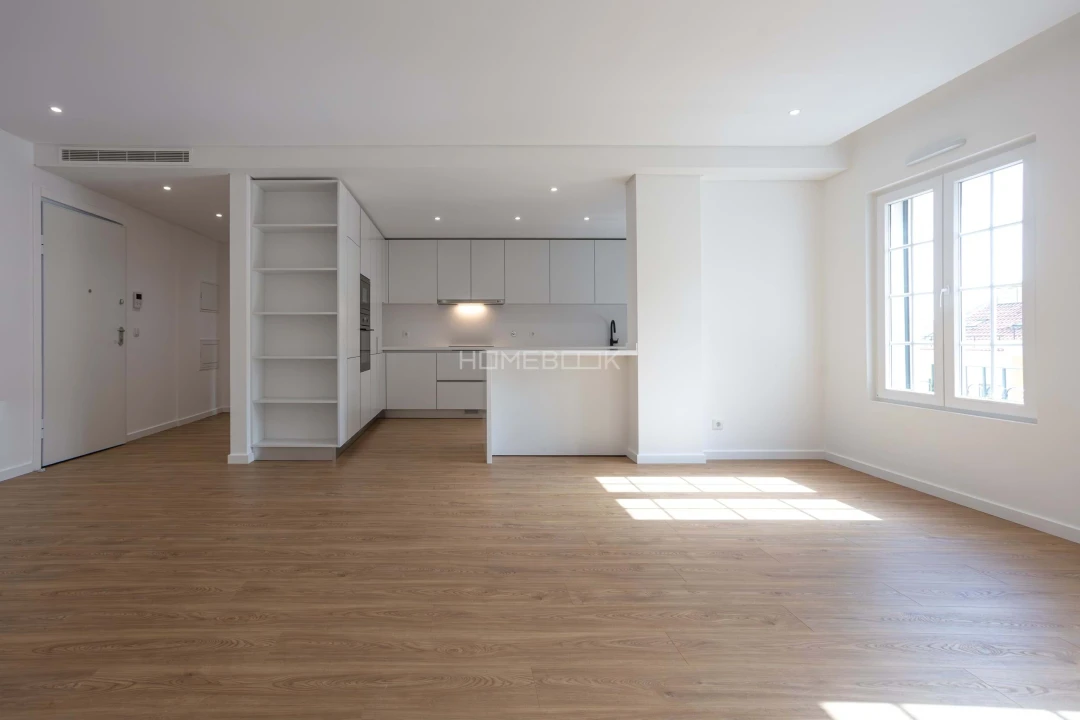 Apartamento T2 para Venda em Águas Livres Foto 3