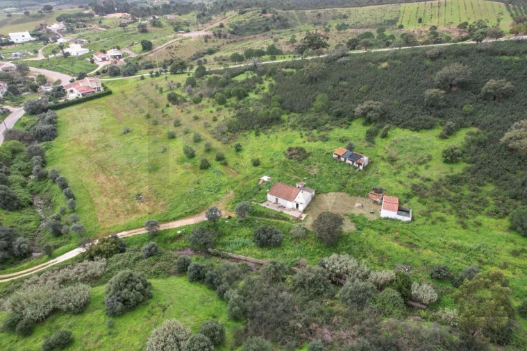 Quinta T1 para Venda em Mexilhoeira Grande Foto 5