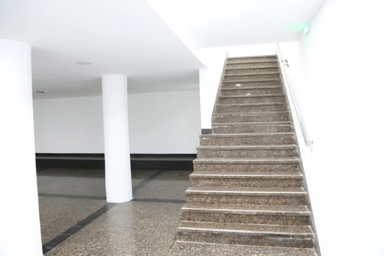 Loja para Arrendamento em Penha de França Foto 12