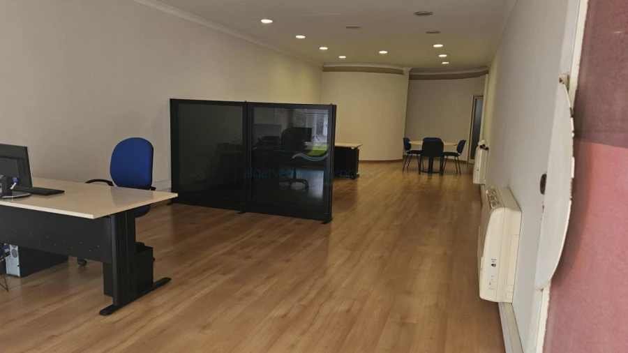 Loja para Venda em Albufeira e Olhos de Água Foto 3