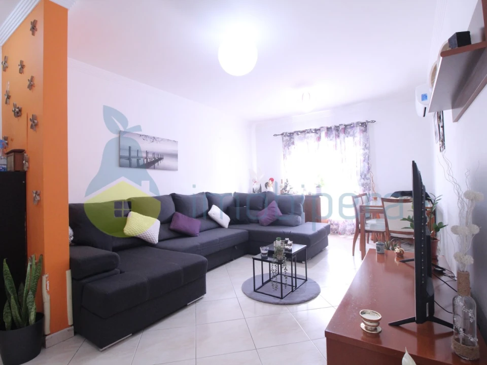 Apartamento T2 para Venda em Algoz e Tunes Foto 1