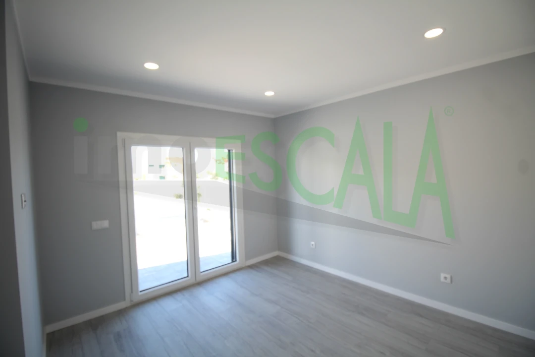 Moradia T4 para Venda em Cartaxo e Vale da Pinta Foto 20