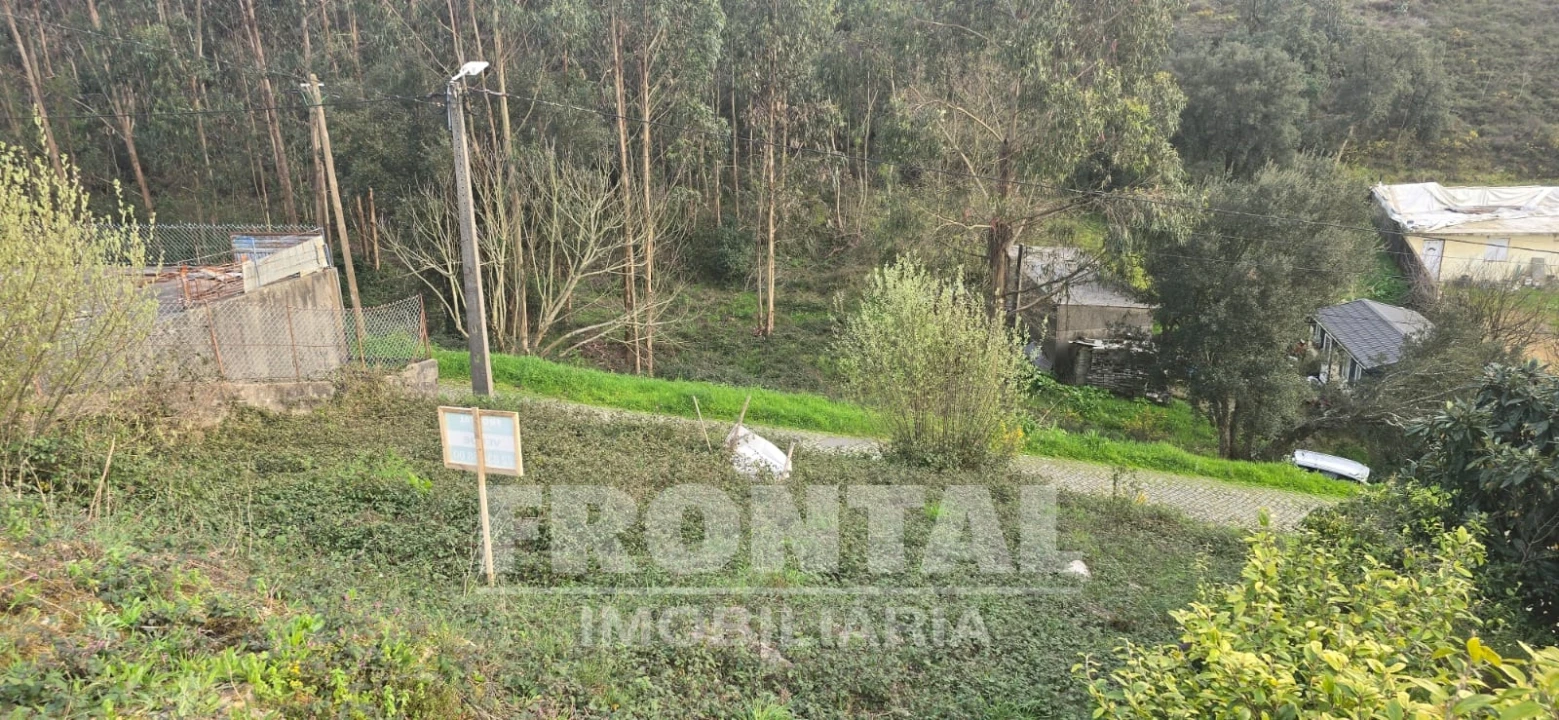Terreno para Venda em Alfena Foto 10