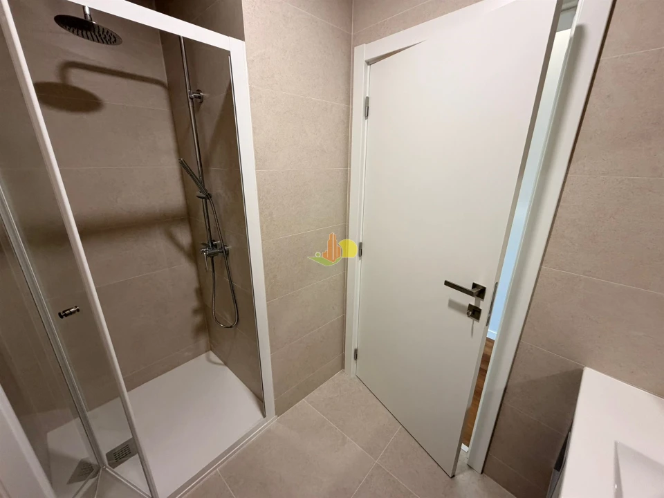 Apartamento T3 para Venda em Buarcos Foto 13