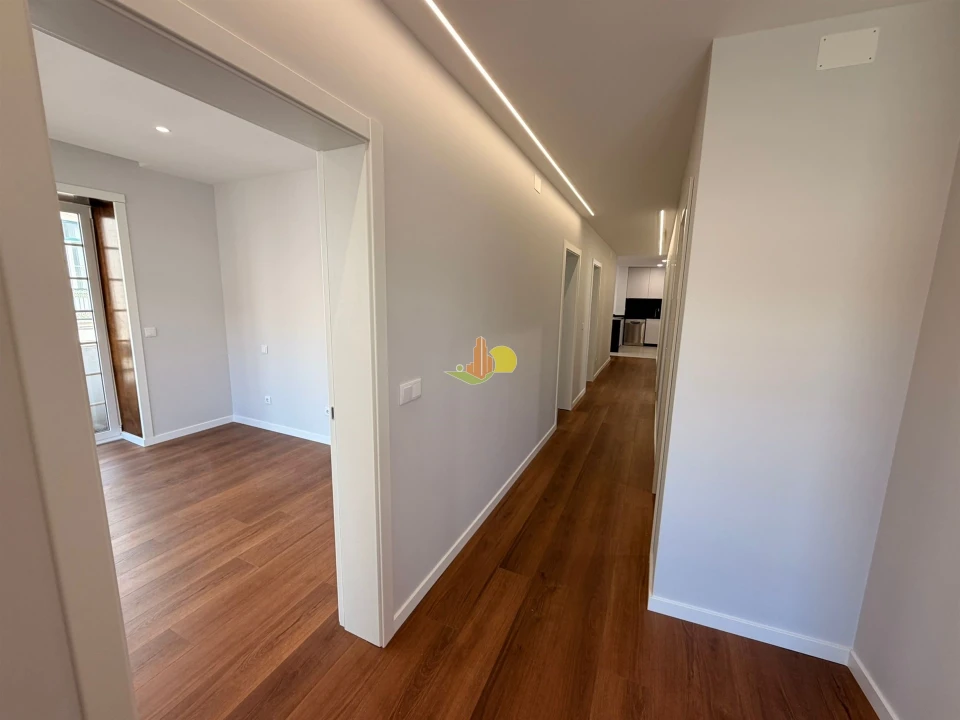 Apartamento T3 para Venda em Buarcos Foto 15