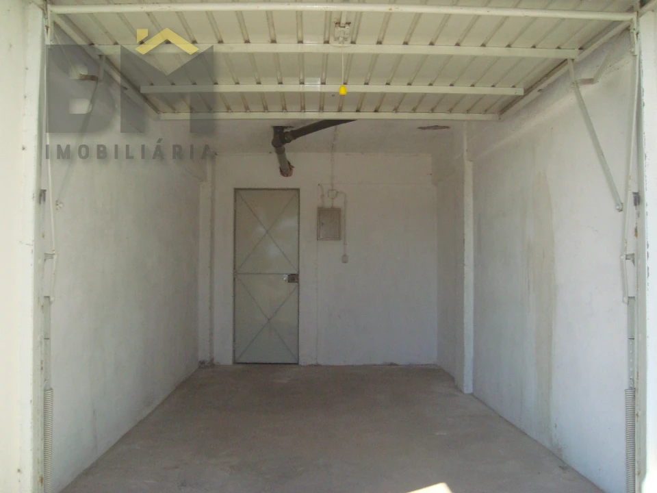 Garagem para Arrendamento em Castelo Branco Foto 2