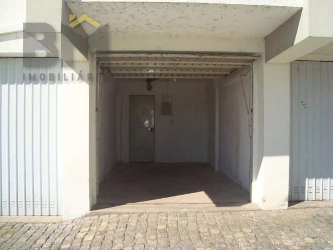 Garagem para Arrendamento em Castelo Branco Foto 1