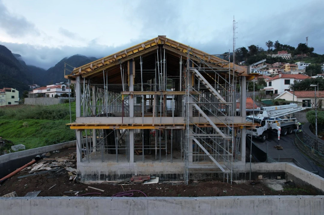 Moradia T3 para Venda em Monte Foto 11